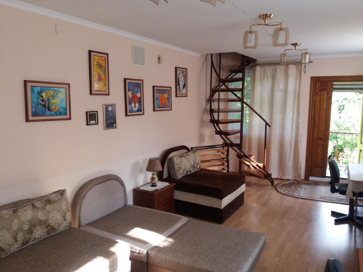 Hotel "Arttrakt" Lvov Exteriér fotografie