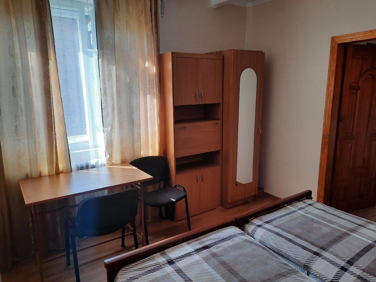 Hotel "Arttrakt" Lvov Exteriér fotografie